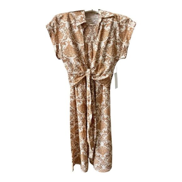 Aakaa two piece set. Elastic waist & pockets with a crop front knot top. Size Sm - Picture 1 of 9